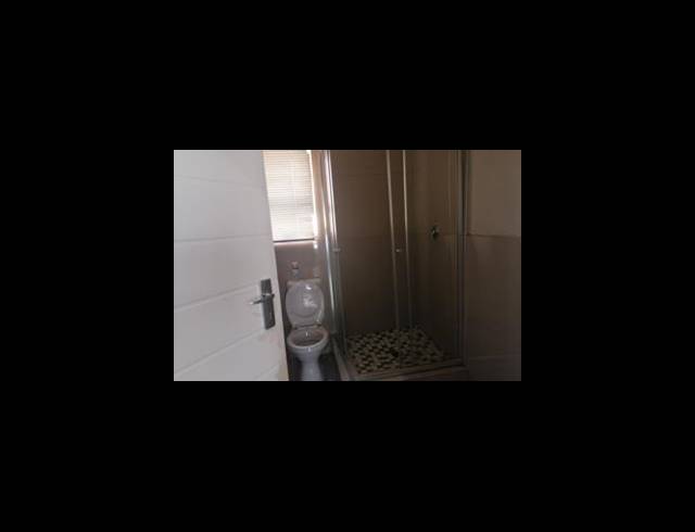 3 BEDROOM HOUSE FOR SALE IN CLAYVILLE